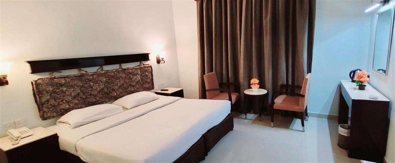 Signature Inn Hotel Deira Dubai Exterior photo